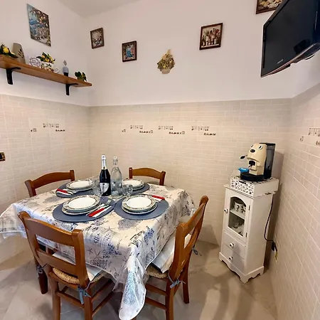 Lilo's House Apartment *